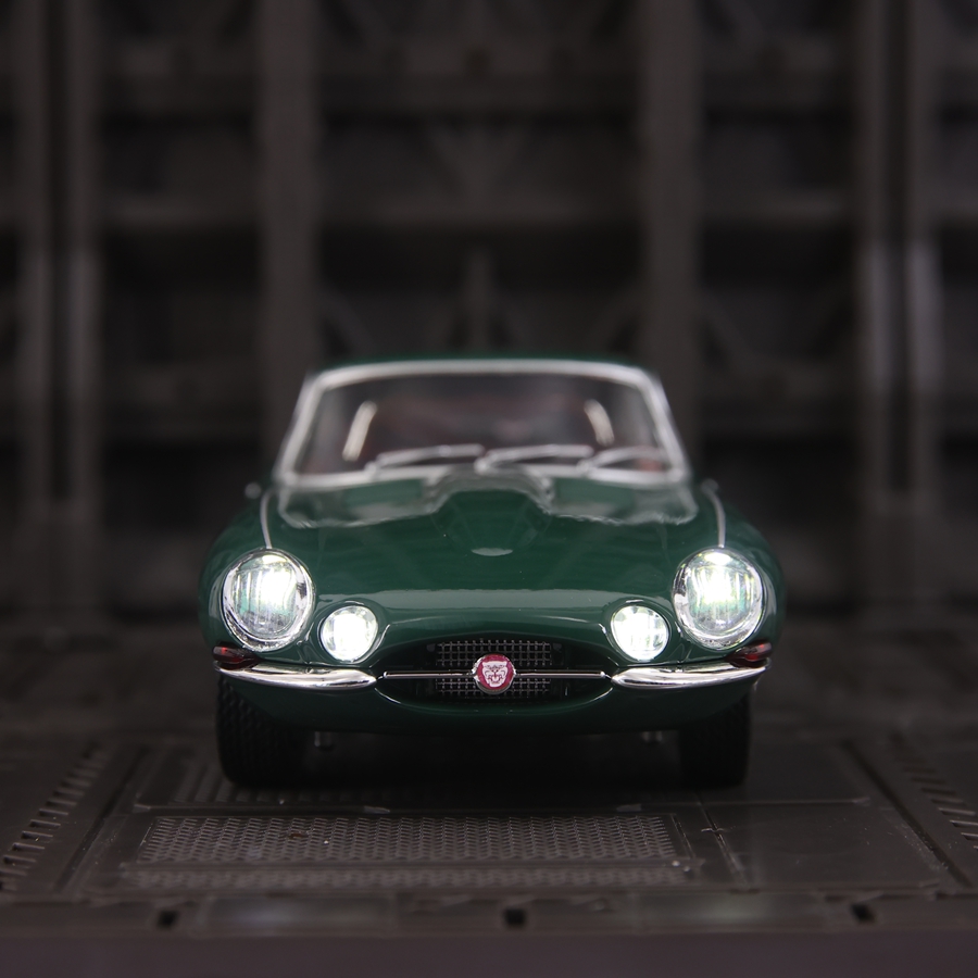 1: 24 simulation Jaguar E-Type - Car Care recension och pris